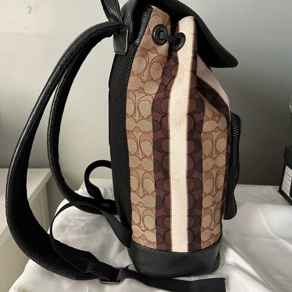 Coach Men’s  Backpack - Picture 12 of 12